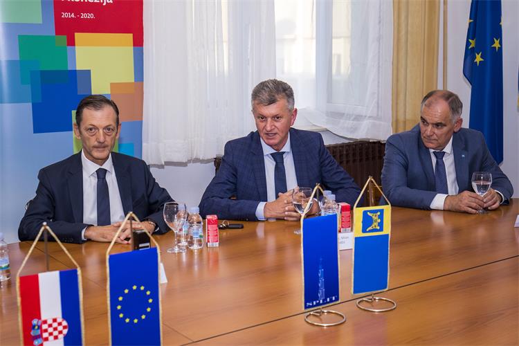 Slika /2019 Slike/HN20191024320688.JPG